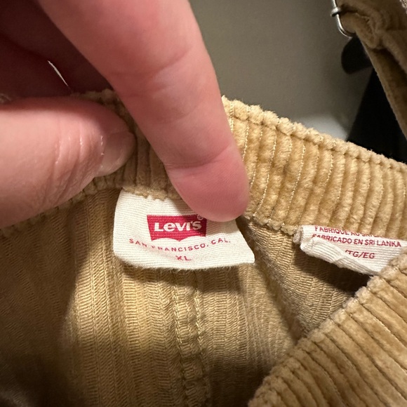 Levi’s Calla Corduroy Overall dress - Picture 2 of 3
